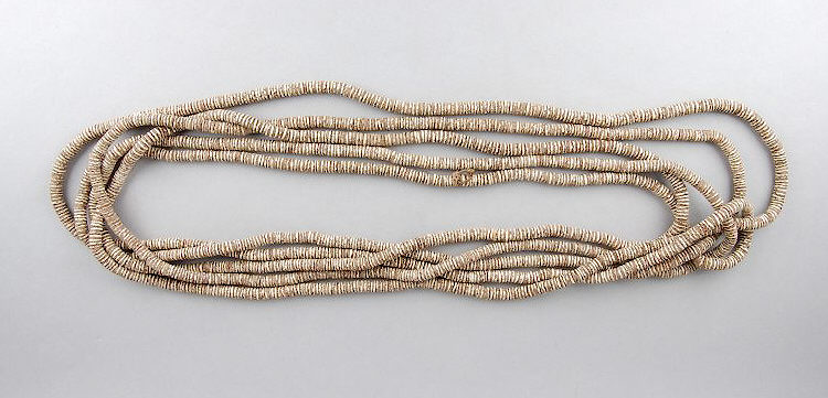 Artikel 2016 Klusm Abb-3a-buschmann-perlen-halskette-brit-museum-an01091771_001_l